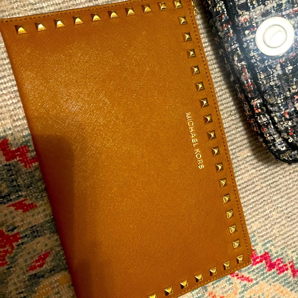 Michael Kors Clutch